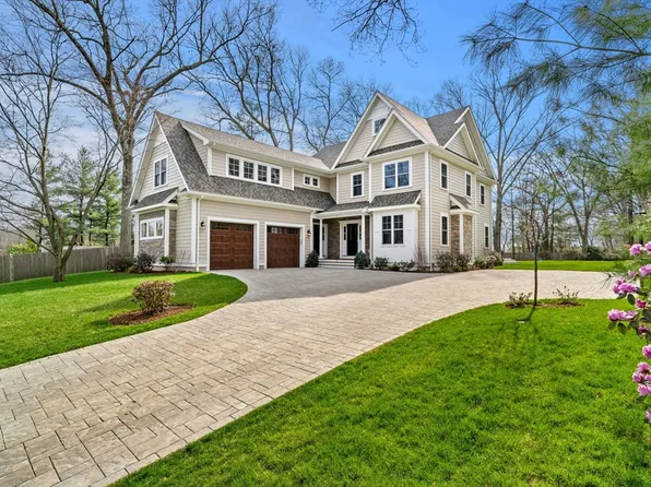 18 Robinson Rd, Lexington, MA 02420