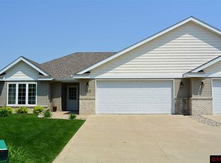 240 Quail Path, Mankato, MN 56001