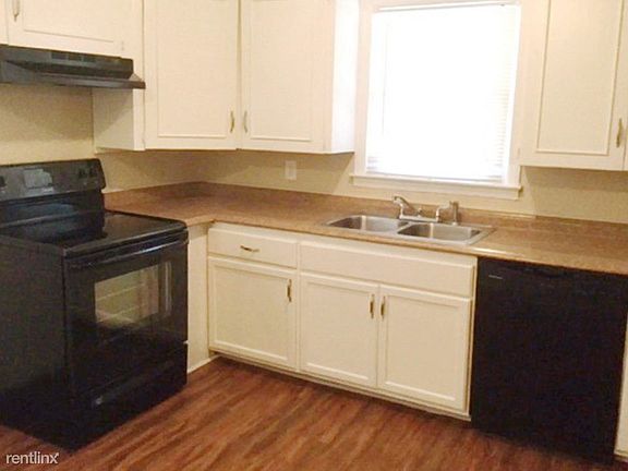 91100245_1812 Tremain St_Columbia_SC_2016_Pic 2