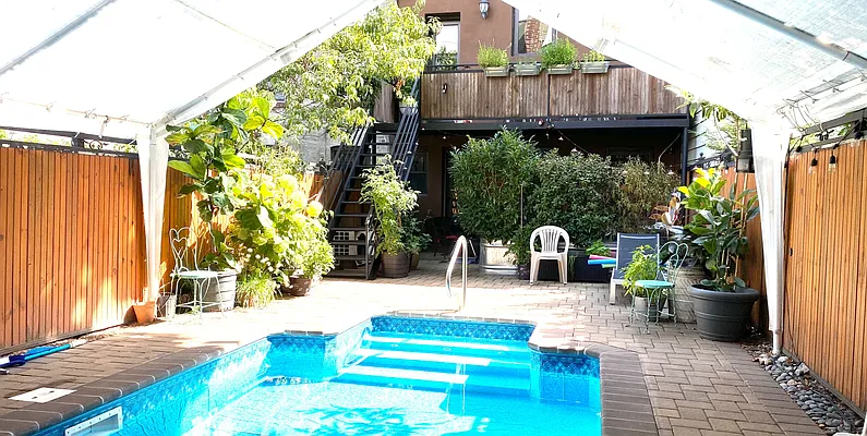 Sold by Hauseit LLC | media 13