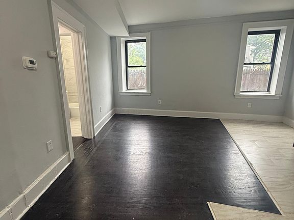 2nd image of 1000 S Orange Ave #102