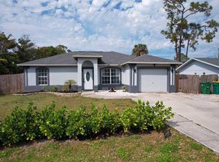 3825 Rose Ave, Naples, FL 34112