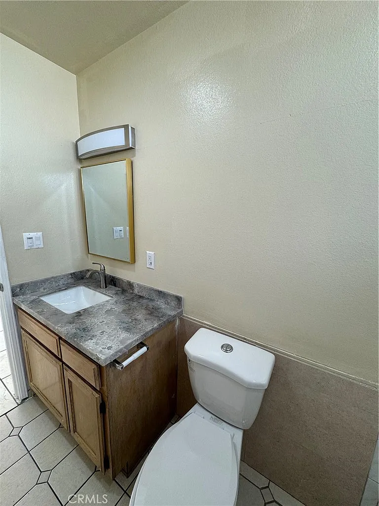 2 bed, 850 sqft, $2,900 — Photo 4