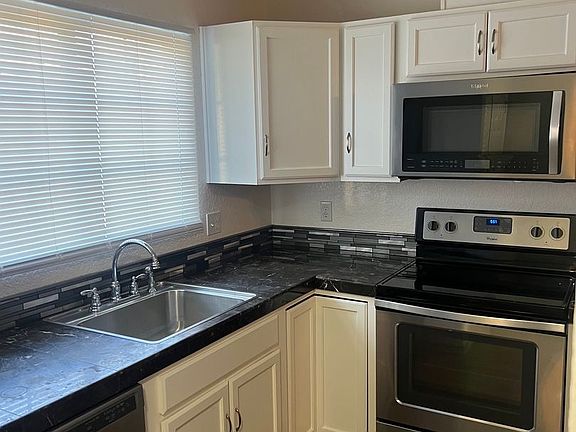 2nd image of 44 Westview Dr
