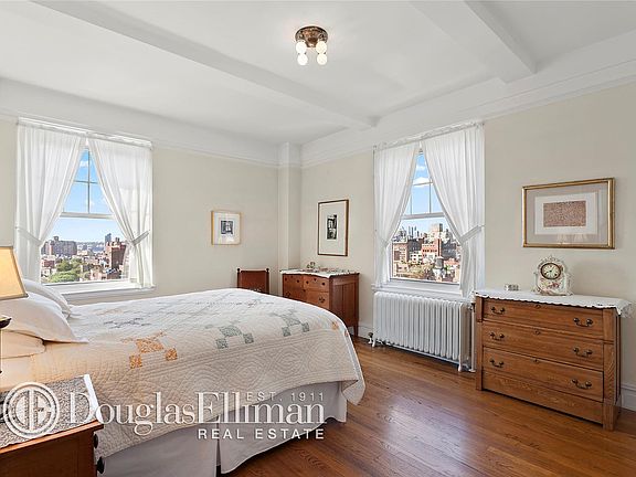 2nd image of 30 5th Ave APT 15D