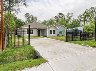 5817 Gaston St, Houston, TX 77016