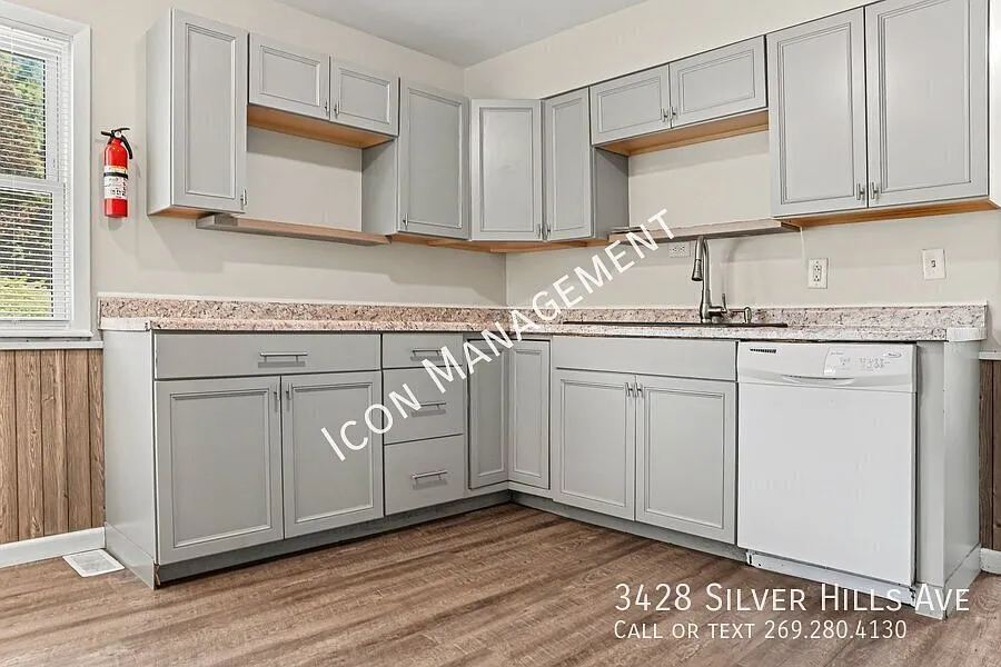 Move-In ready! — Photo 2