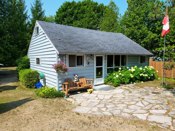 20 Clarence Ave, South Bruce Peninsula, ON N0H 2G0