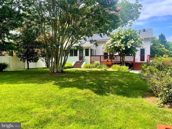 668 Red Cedar Rd, Annapolis, MD 21409