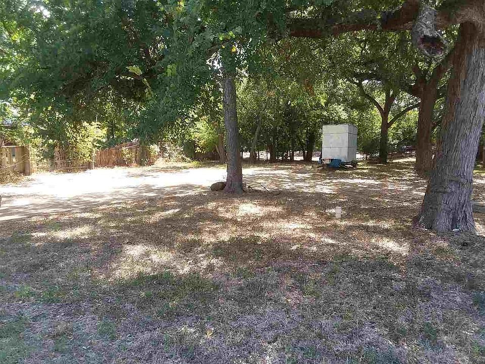 2nd image of 1512 6th St