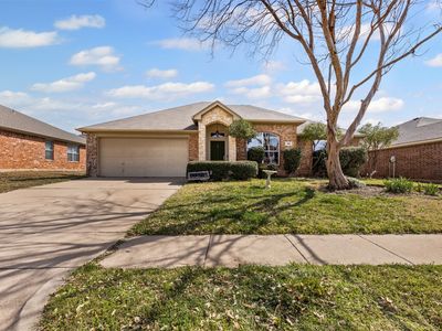 908 Sycamore St, Burleson, TX, 76028