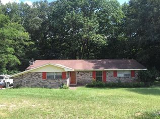 173 Spruce Ln, Ozark, AL 36360