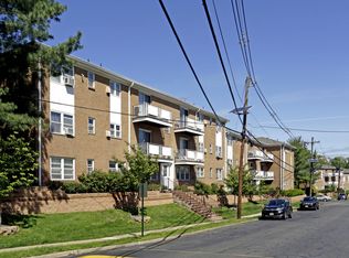 Parkwood Gardens, Edison, NJ 08837