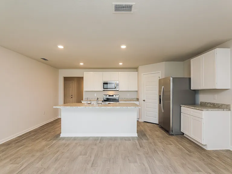 5812 Tiagra Dr — Photo 4