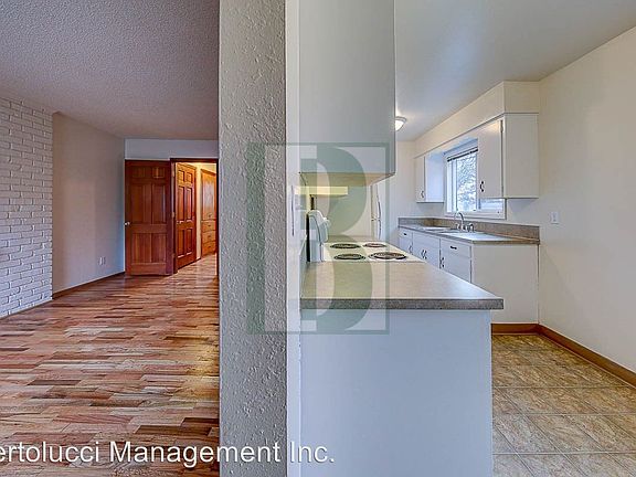 5th image of 804 14th St NE APT 6