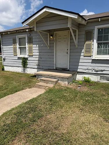 1244 Kings Hwy Photo 1