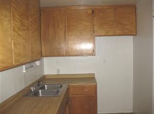 1092 Grand Ave, Colton, CA 92324