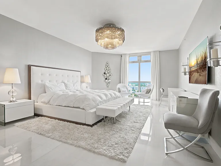 17301 Biscayne Blvd #2010 — Photo 10