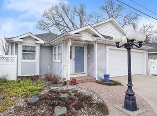 7235 Belding Rd NE, Rockford, MI 49341