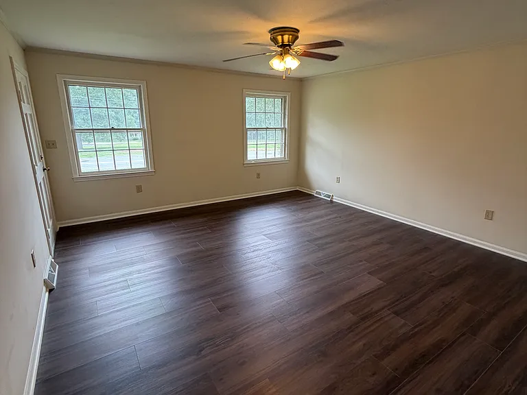 1507 E Calhoun St — Photo 3