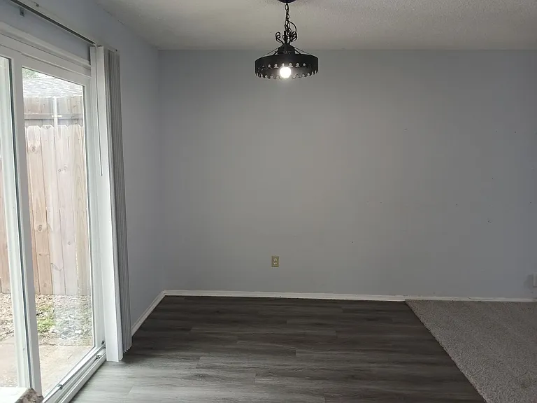 12109 Bishop Dr — Photo 12
