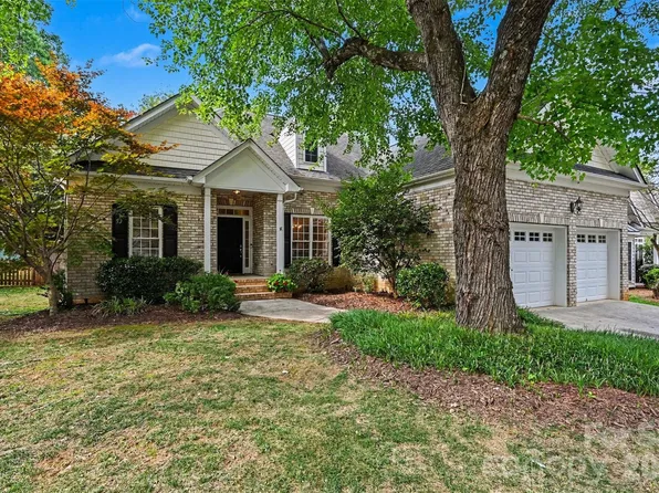 1109 Moray Ct, Charlotte, NC 28211