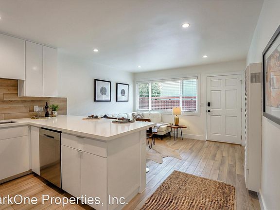 5th image of 835 Cornell Ave APT F
