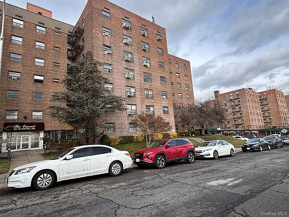2nd image of 202-35 Foothill  Ave #21 Foothill Ave #A21