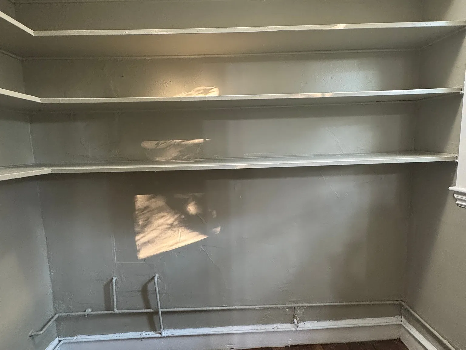 3 bed, $3,300 — Photo 3