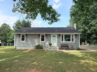 2145 McGhee St, Bedford, VA 24523