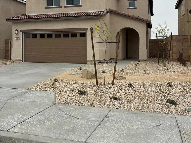 13608 Flying Cloud Way — Photo 3