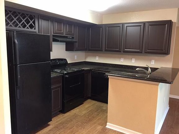 4th image of 8411 Lucuya Way Unit 201