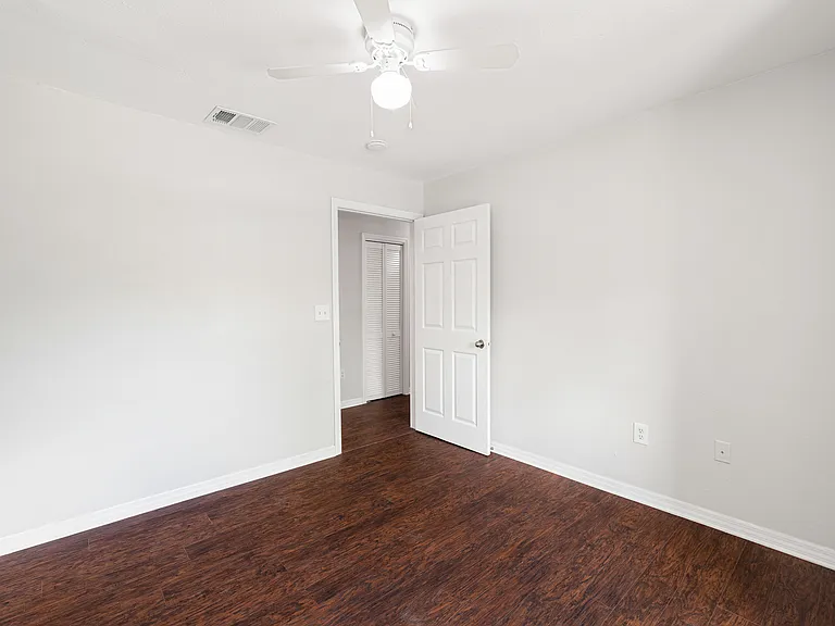9412 Lake Chase Island Way — Photo 29