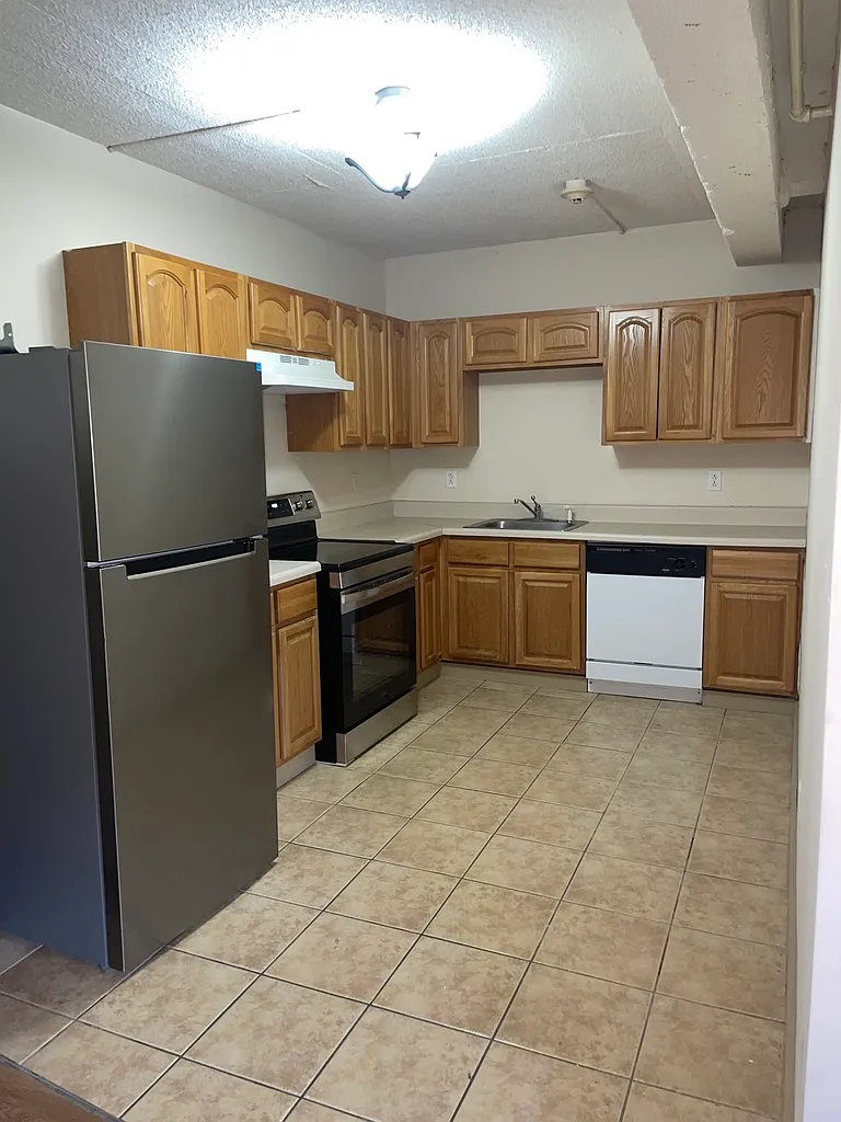 Building Photo - 246 North St #207