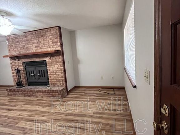 5th image of 8787 Louvinia Way