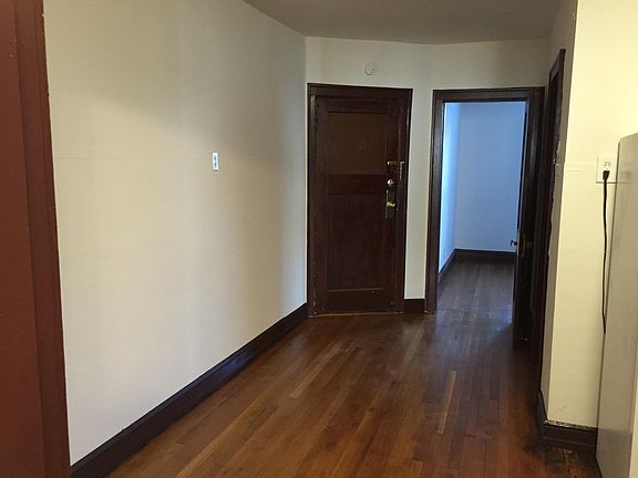 3rd image of 3965 Potomac St APT 1E