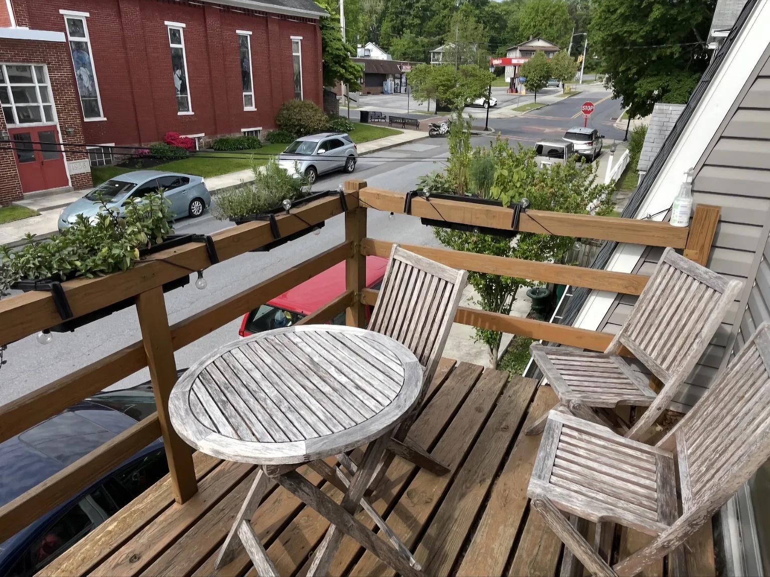 2 bed, 1000 sqft, $1,345 — Photo 4