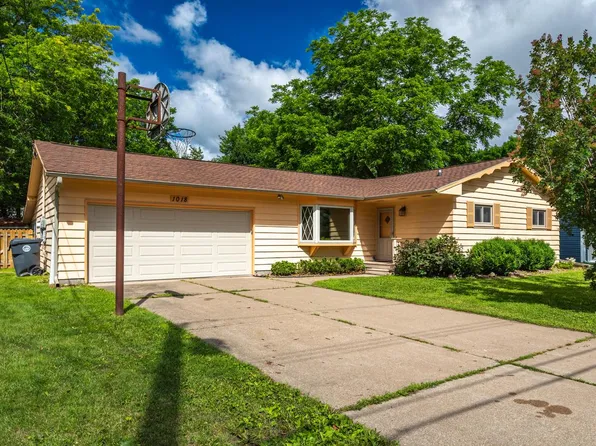 1018 28th STREET S S, La Crosse, WI 54601