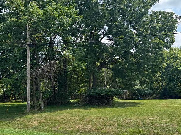 4th image of 13275 Webster Rd