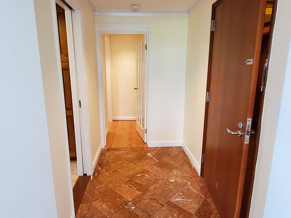 Entry way
