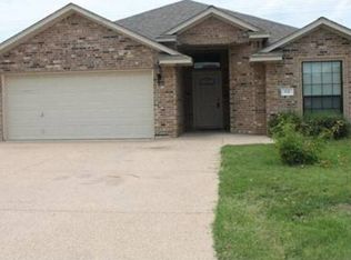 931 Whitewing Ln, College Station, TX 77845