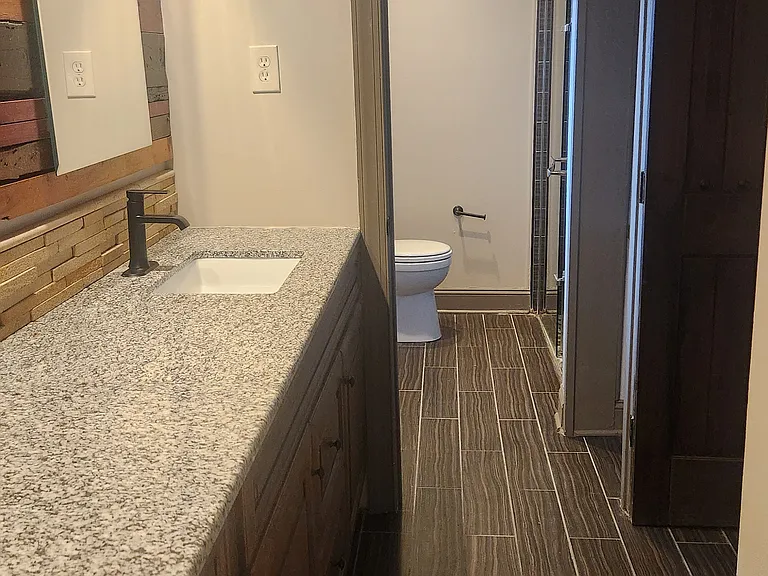 5961 Lynnbrier Ave — Photo 19