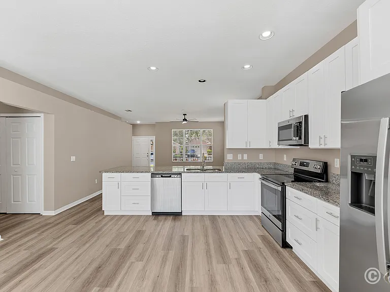 12737 Bramfield Dr — Photo 7