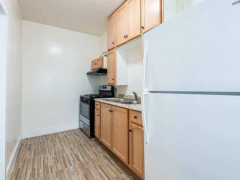 307 Witmer St — Photo 13