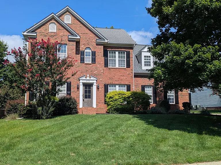 279 Chandeleur Dr — Photo 2