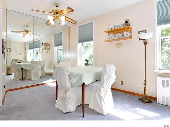 Spacious and bright dining area