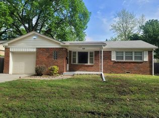 6022 E Morris St, Wichita, KS 67218