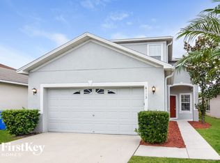 8113 Canterbury Lake Blvd, Tampa, FL 33619