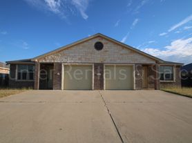 1209 Cavalry Ln
