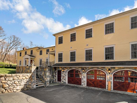 873 North Wilton Road